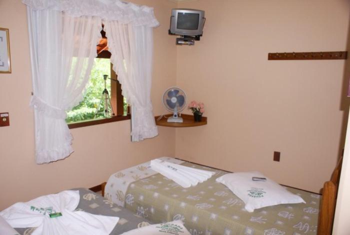 Pousada Recanto Das Flores Nova Friburgo Habitación foto